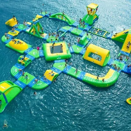 Apt/ Benalbeach Parque Acuatico 公寓