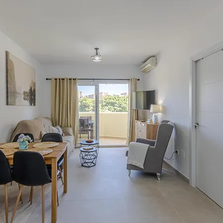 公寓 Apt/ Benalbeach Parque Acuatico 贝纳尔马德纳